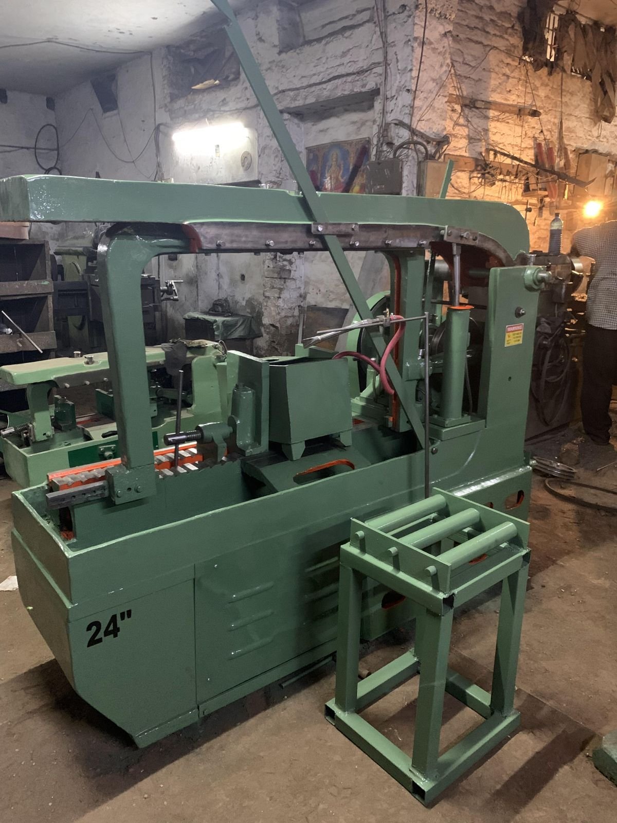 Metal Cutting Band saw Machine